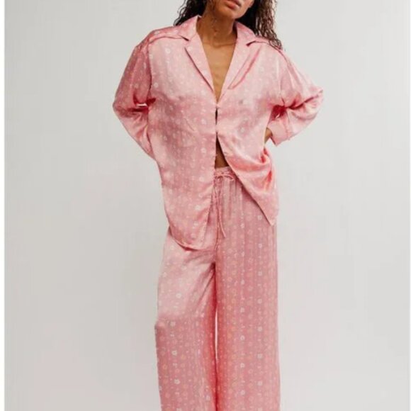 NWT Free People Dreamy Days Pink Floral Pajama Set Size XS PJ Set - Picture 1 of 6